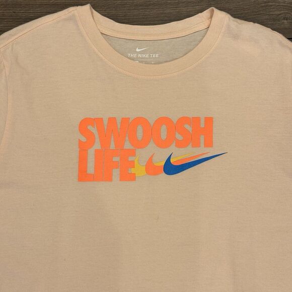 Men’s Nike Graphic T-Shirt Short Sleeve Peach Orange Size Large Swoosh Life - Picture 2 of 5